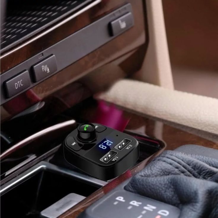 X8 – Multifunctional Car Mp3 Player
