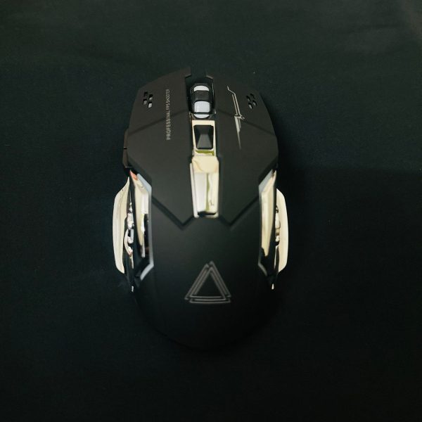 Wireless & Rechargeable Gaming Mouse